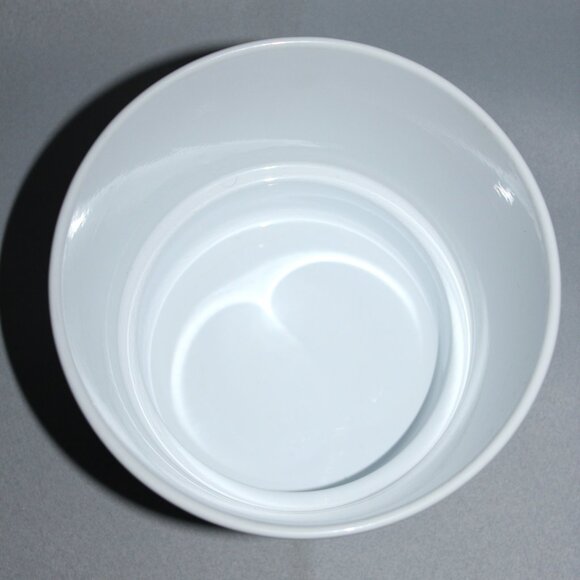 Ikea Kardemumma White Ceramic Planter - Picture 2 of 5